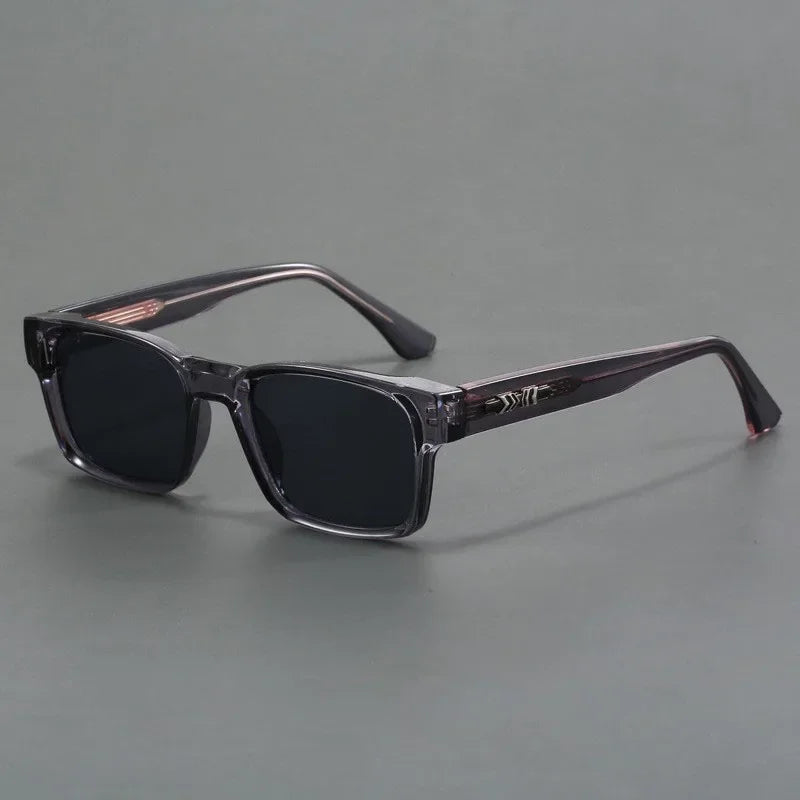 Unisex Retro Polarized Sunglasses – UV400 Protection, HD Lenses & Glare Reduction