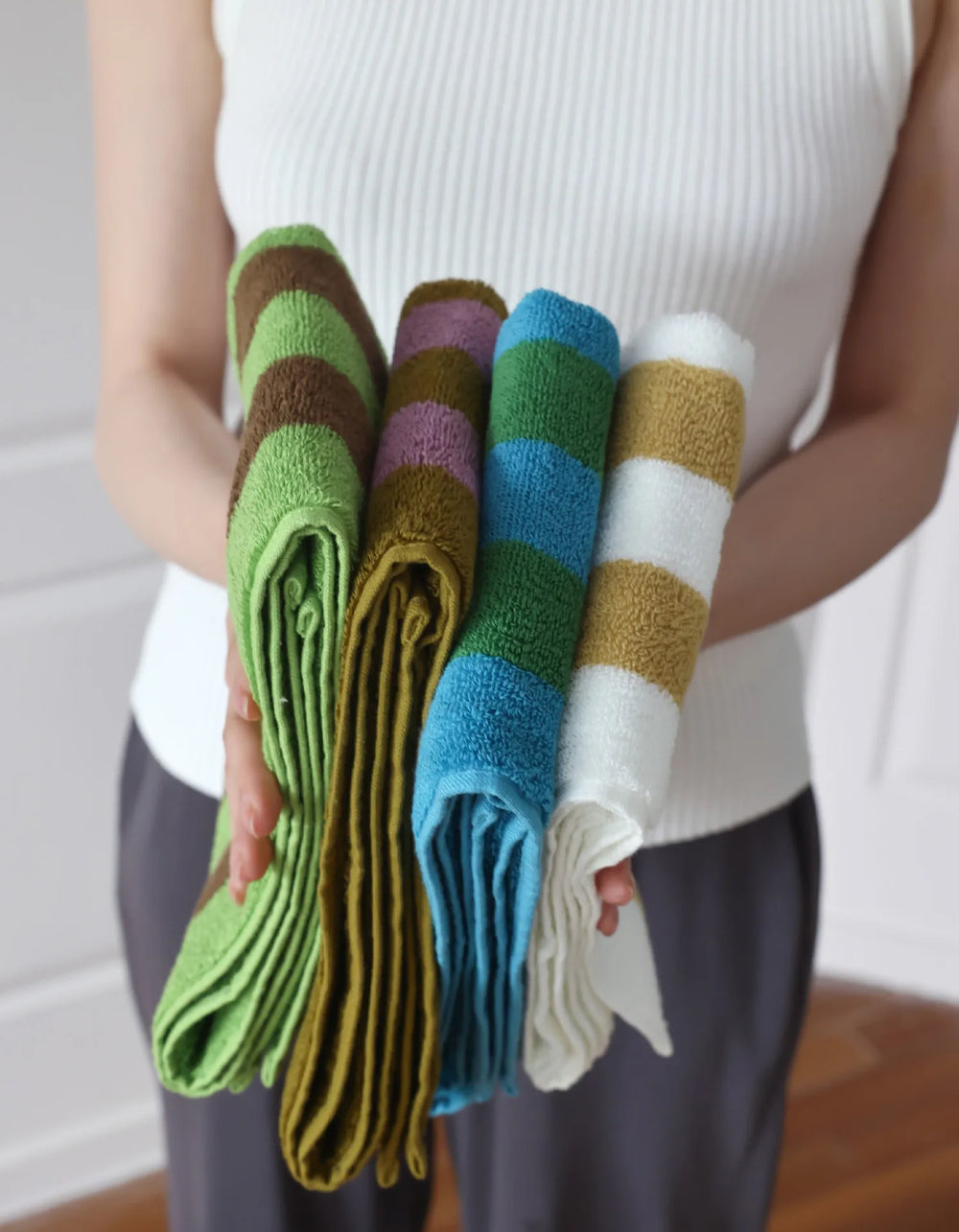Striped Cotton Bath Towel – 100% Combed Cotton, Hotel Quality & Quick-Dry