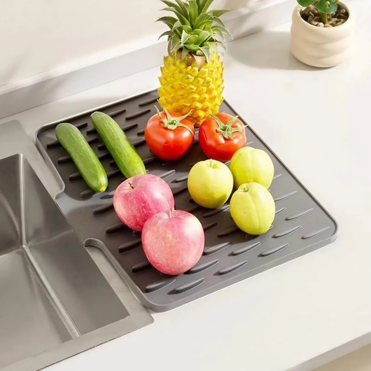 Silicone Dish Draining Mat – Built-In Drain Spout, Non-Slip & Dishwasher-Safe