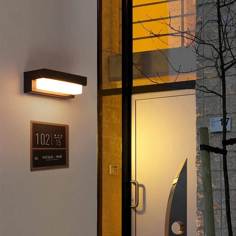 Solar LED Wall Light – 3 Light Modes, Remote Control & Weatherproof Outdoor
