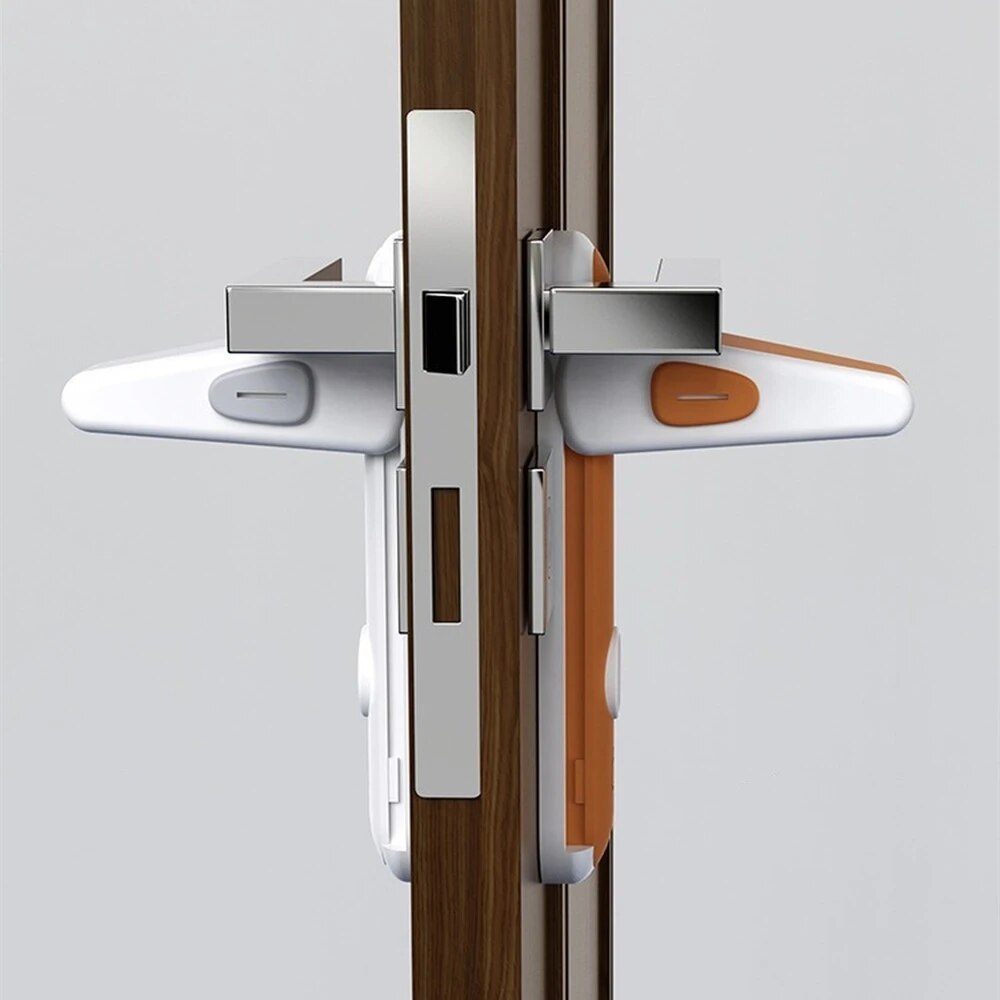 Child Safety Door Lock – No-Drill 3M Adhesive, Finger Guard & Anti-Lock Design