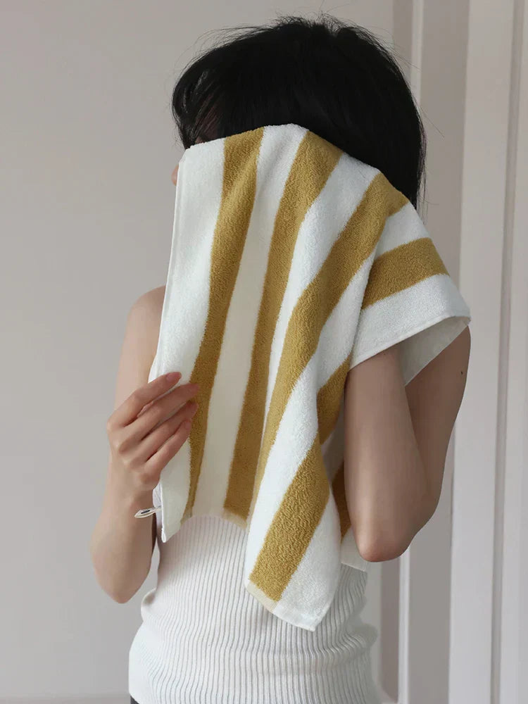 Striped Cotton Bath Towel – 100% Combed Cotton, Hotel Quality & Quick-Dry