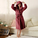 Gemütlicher Flanell-Bademantel mit Kapuze für Damen und Herren – Weich, Warm und Stylish