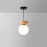 Optimized Product Title: "Moderne Glaskugel Deckenleuchte – Elegante Deckenlampe für Wohnräume, Schlafzimmer & Flure" 

This title includes relevant keywords while providing more detail about the product's style and potential uses, which can improve visib
