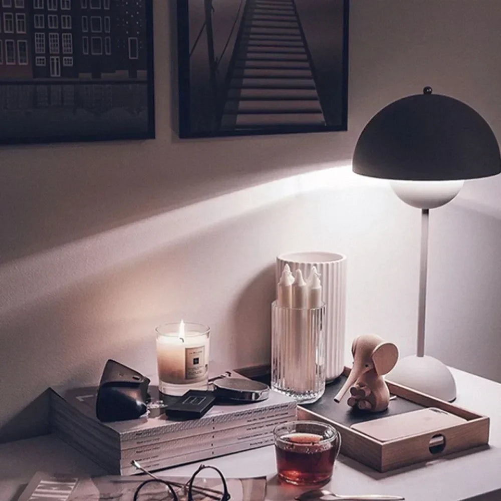 Dimmbare Akku LED-Tischlampe im Pilzdesign – Stilvolle, tragbare Beleuchtung für jeden Raum
