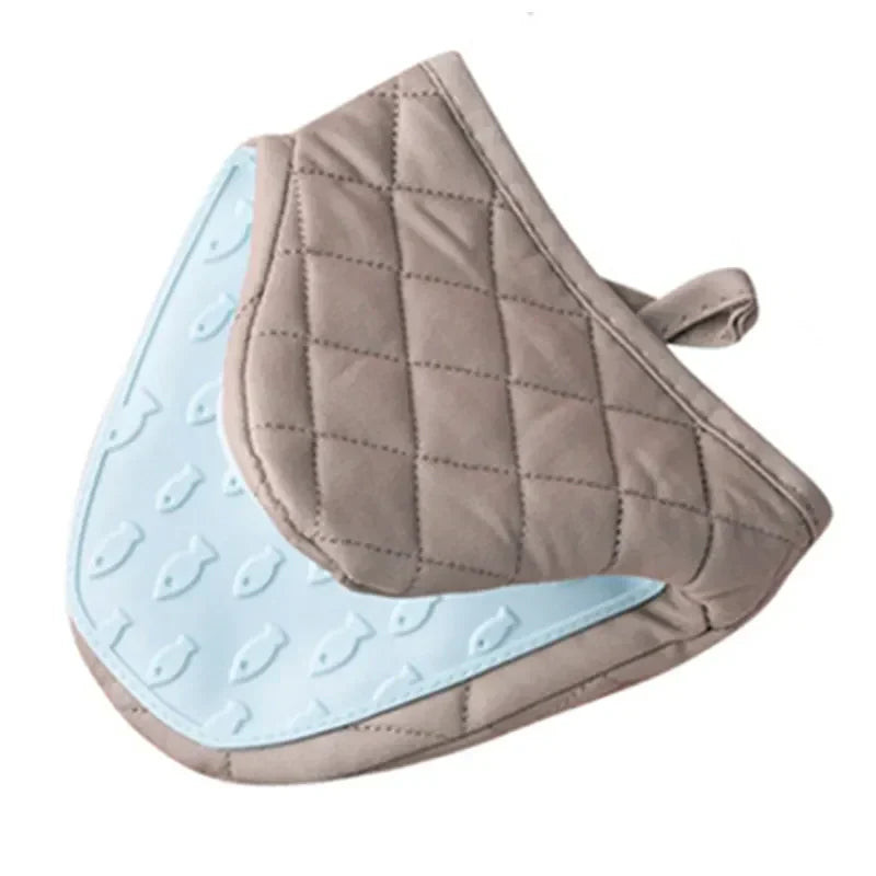Silicone Grip Oven Mitts – Heat-Resistant, Non-Slip & Quilted Pair