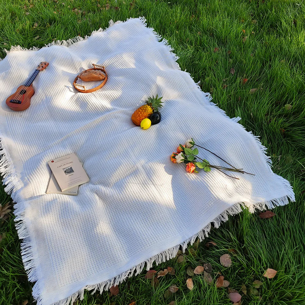 Cotton Picnic Blanket 130×150cm – Fringed Boho Design, Soft & Foldable