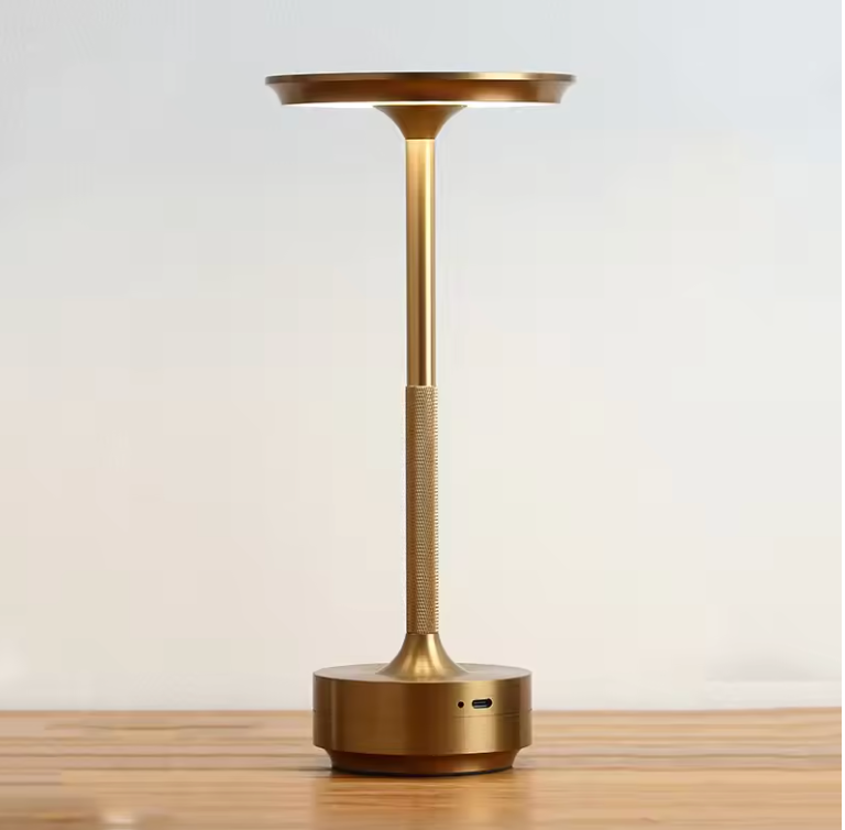 Optimized Product Title:  
Kabellose LED-Tischlampe mit Touch-Dimmer – Aluminium, IP44, Tragbare Nachtlampe für Innen und Außen, Energiesparend, Modernes Design  

This title includes relevant keywords while maintaining clarity and appeal for potential cu