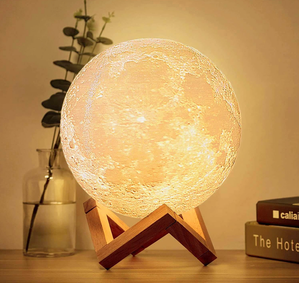Rechargeable LED Moon Lamp – 16 Colors, Remote & Touch Control, USB with Wood Stand