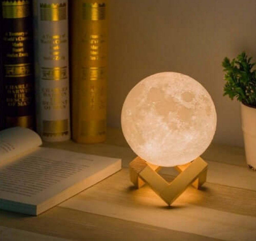 Rechargeable LED Moon Lamp – 16 Colors, Remote & Touch Control, USB with Wood Stand