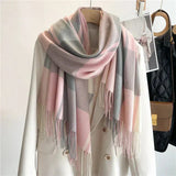 BowLift | Luxury Elegant Warm Scarf