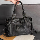 Enhanced Product Title: "Vintage-Waschung PU-Leder Handtasche in Schwarz – Stilvolle Damen-Tasche für Alltag und Abend"

This optimized title includes relevant keywords while maintaining clarity and appeal for potential buyers.