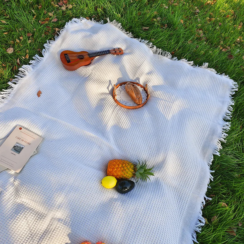Cotton Picnic Blanket 130×150cm – Fringed Boho Design, Soft & Foldable