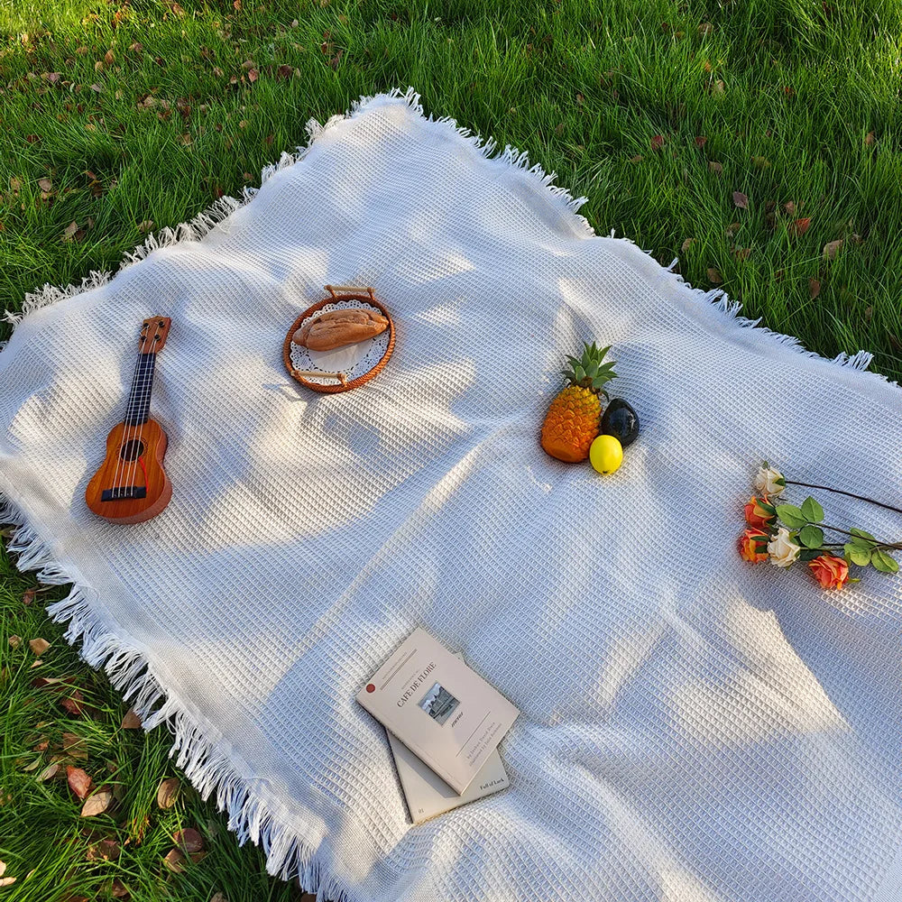 Cotton Picnic Blanket 130×150cm – Fringed Boho Design, Soft & Foldable