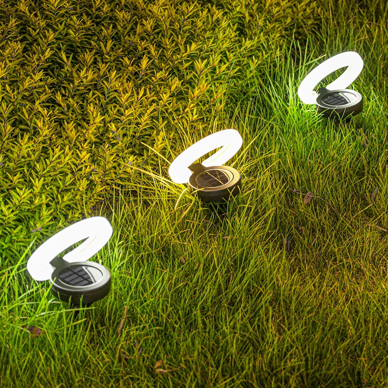 Enhanced Product Title: **360° Schwenkbare Solar-Gartenleuchte – Energiesparende Außenbeleuchtung für Garten, Terrasse und Weg**

This title includes relevant keywords and phrases that can help improve visibility in Google Shopping searches while clearly