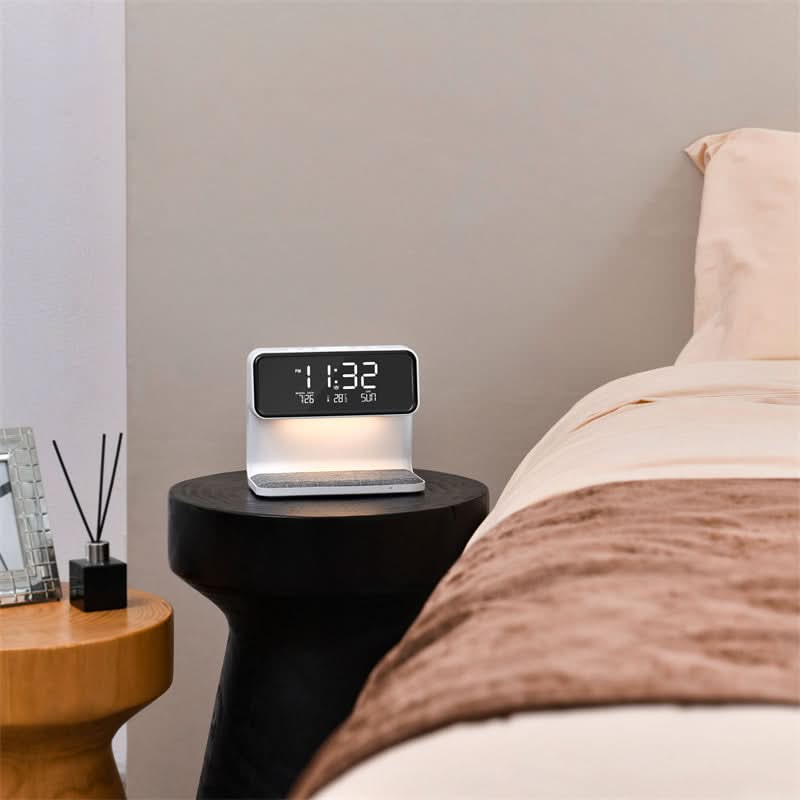 Enhanced Product Title: **Kabellose Nachttischlampe mit integriertem Wecker und Ladefunktion - Stilvolle Tischleuchte für Schlafzimmer** 

This title includes relevant keywords while also providing a clear description of the product's features, making it