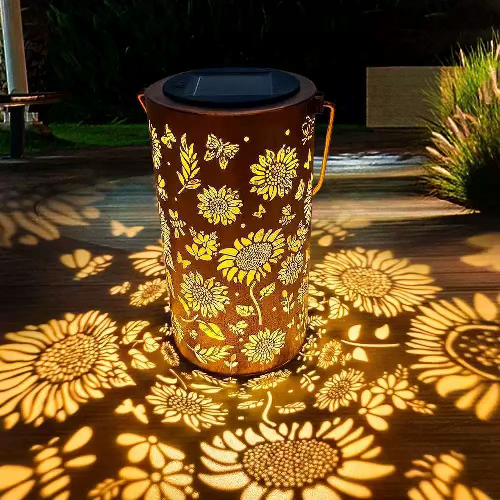 Solar Garden Lantern – Flower Light Projection, 8-Hour Runtime & Warm/Multicolor