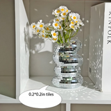 Optimized Product Title: "Spiegelkachel-Vase mit Spiraldesign – Elegante Deko für Ihr Zuhause" 

This title includes relevant keywords while also highlighting the product's decorative appeal, making it more attractive for potential buyers.