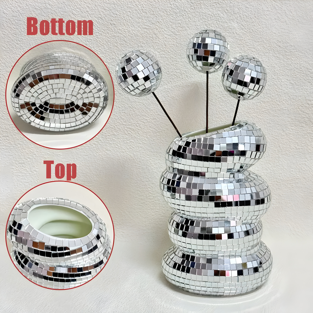Optimized Product Title: "Spiegelkachel-Vase mit Spiraldesign – Elegante Deko für Ihr Zuhause" 

This title includes relevant keywords while also highlighting the product's decorative appeal, making it more attractive for potential buyers.