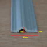Enhanced Product Title: **Selbstklebendes Türdichtungsband – Effektiver Zugluftstopper, 2 m für Energiesparen und Schallschutz** 

This optimized title includes relevant keywords and highlights the benefits of the product, making it more appealing for Goo