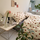 Optimized Product Title: "Herzmuster Bettwäsche-Set für ein gemütliches Schlafzimmer | Hochwertige Baumwolle | 2-teiliges Set" 

This title includes relevant keywords, highlights the material, and specifies that it's a two-piece set, making it more appeal