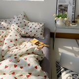 Optimized Product Title: "Herzmuster Bettwäsche-Set für ein gemütliches Schlafzimmer | Hochwertige Baumwolle | 2-teiliges Set" 

This title includes relevant keywords, highlights the material, and specifies that it's a two-piece set, making it more appeal