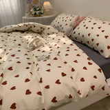 Optimized Product Title: "Herzmuster Bettwäsche-Set für ein gemütliches Schlafzimmer | Hochwertige Baumwolle | 2-teiliges Set" 

This title includes relevant keywords, highlights the material, and specifies that it's a two-piece set, making it more appeal