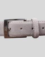Wildleder Gürtel in elegantem Grau