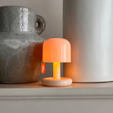 Enhanced Product Title: "Sonnenuntergang Nachtlampe mit Farbwechsel – Stimmungsvolle LED Tischlampe für Kinderzimmer und Schlafzimmer" 

This title includes relevant keywords and provides more detail about the product's features and intended use, which ca