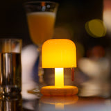 Enhanced Product Title: "Sonnenuntergang Nachtlampe mit Farbwechsel – Stimmungsvolle LED Tischlampe für Kinderzimmer und Schlafzimmer" 

This title includes relevant keywords and provides more detail about the product's features and intended use, which ca