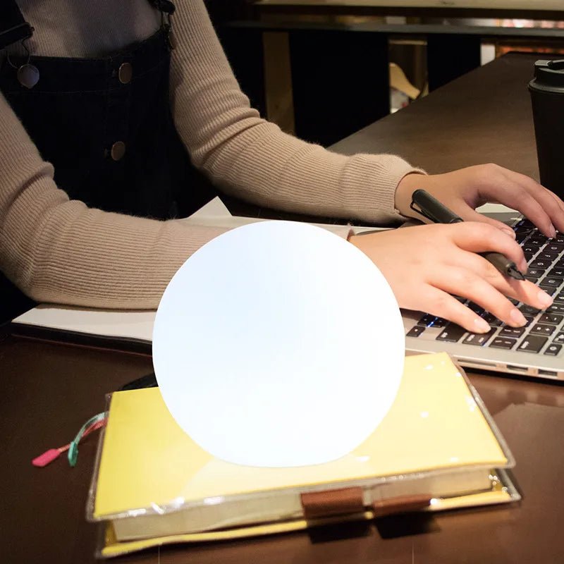 Enhanced Product Title: "Multifunktionale LED-Kugellampe mit 16 Farben, Fernbedienung & Farbwechsel – Perfekt für Stimmungsbeleuchtung" 

This title includes relevant keywords for better visibility on Google Shopping while clearly describing the product f