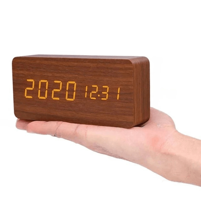 Voice-Activated LED Wooden Clock – Time & Temperature Display, USB or Battery & Auto Shut-Off