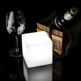 Optimized Product Title: "Fernbedienbare LED-Würfelleuchte für Garten & Terrasse – Stilvolle Außenbeleuchtung für entspannte Abende" 

This title includes relevant keywords while enhancing the appeal and clarity of the product.