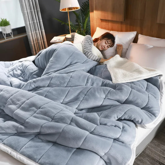 Flannel Throw Blanket – Soft, Warm & Sofa-Bed Cover