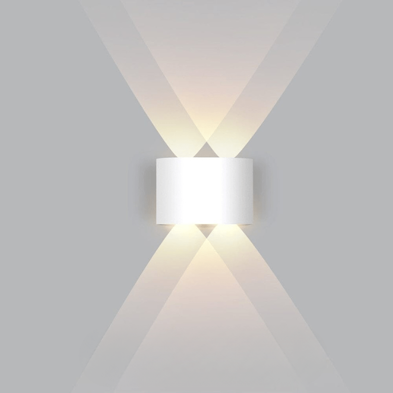 Outdoor LED Wall Light – Waterproof, Aluminum & Adjustable Beam