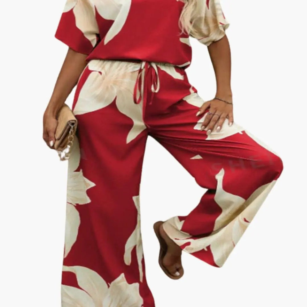 Women's Two-Piece Outfit Set – Floral V-Neck Top & Wide Leg Pants