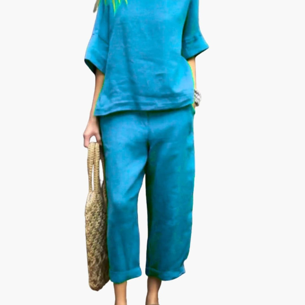 Women's Two-Piece Set – Short Sleeve Top, Round Neck & Elastic Waist Pants