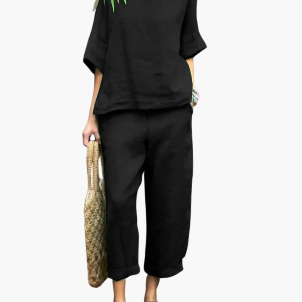 Women's Two-Piece Set – Short Sleeve Top, Round Neck & Elastic Waist Pants