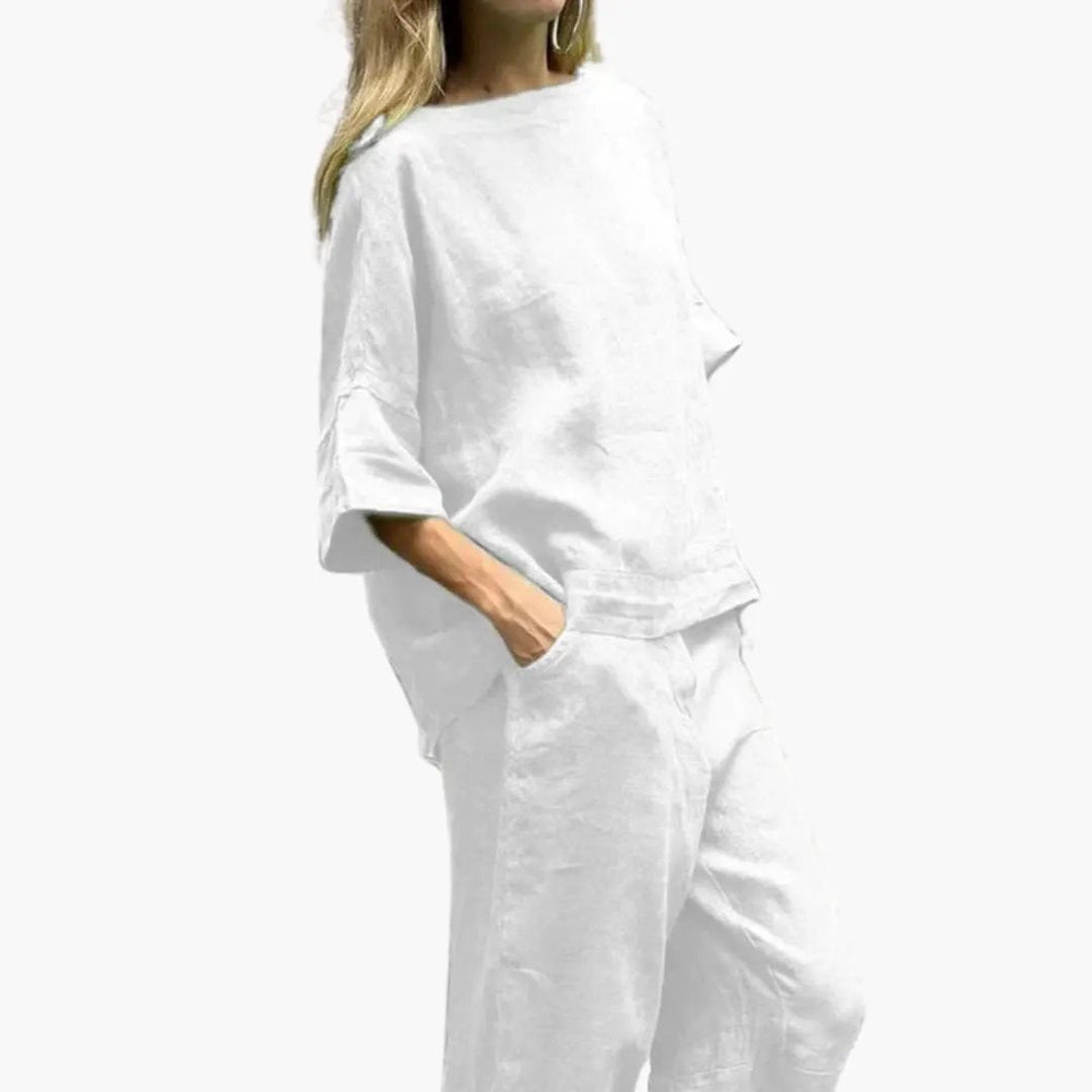 Women's Two-Piece Outfit Set – Summer Crop Top & Cropped Pants