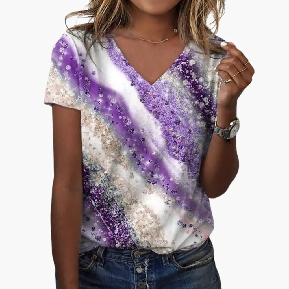 Women's T-Shirt – V-Neck & Gradient Print