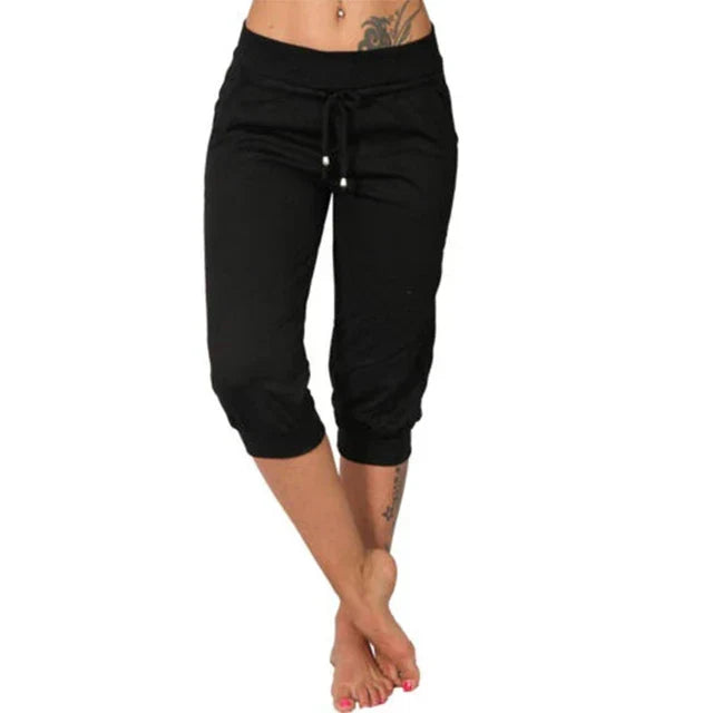 Luna Casual Capri Pants - Black