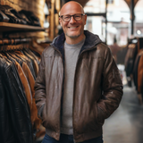 Enhanced Product Title: "Stylische Premium Leder Winterjacke mit Kapuze für Herren – Warm, Modisch & Wetterfest" 

This title includes relevant keywords while highlighting key features to attract potential buyers.