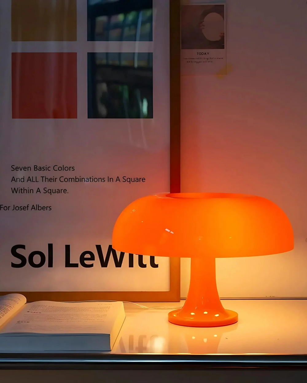 Optimized Product Title: "Bauhaus Tischlampe Retrokuppel – Zeitloses Design mit Sanftem Licht für Stilvolle Wohnräume" 

This title includes relevant keywords while maintaining clarity and appeal for potential customers.