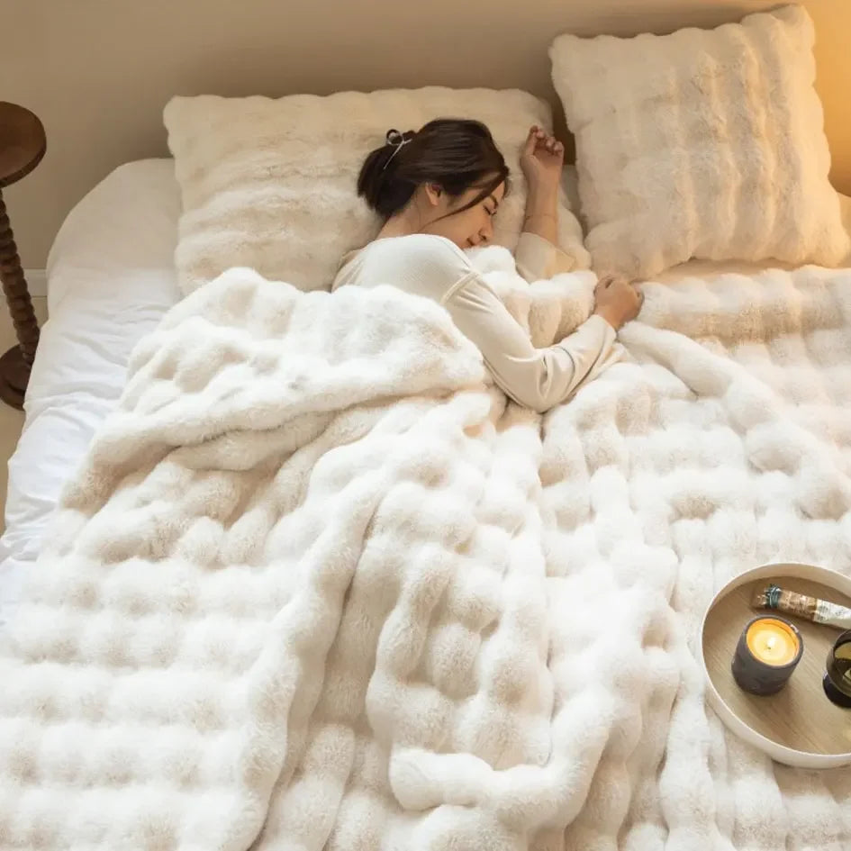 WarmWol Cozy Plush Wool Blanket