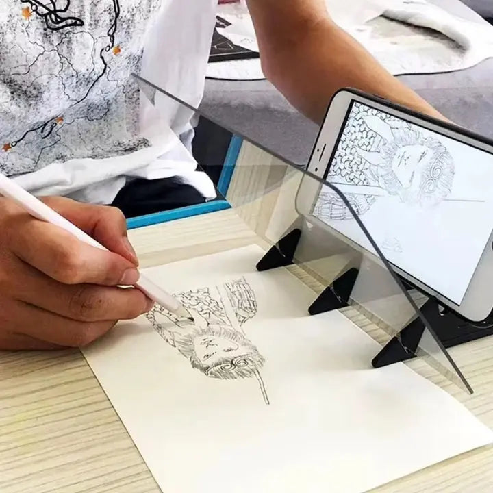 Enhanced Product Title: "Zeichenreflektor für Handy & Tablet - Hochwertiger Reflektor für kreative Zeichnungen und Skizzen" 

This title includes keywords that potential customers might search for, while also providing more context about the product's use