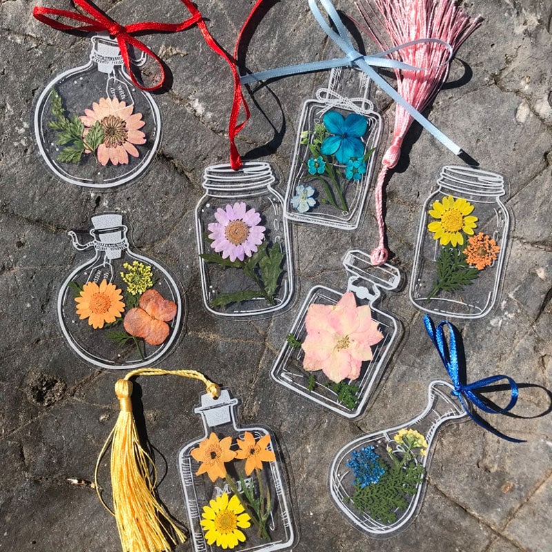 Dried Flower Bookmark Set 30 Pieces – Clear Acrylic, 5 Designs & Decorative Tassel