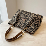 Stylish Leotard-Print Tote Bag with Elegant Gold Chain Detail - Fashionable & Versatile Handbag