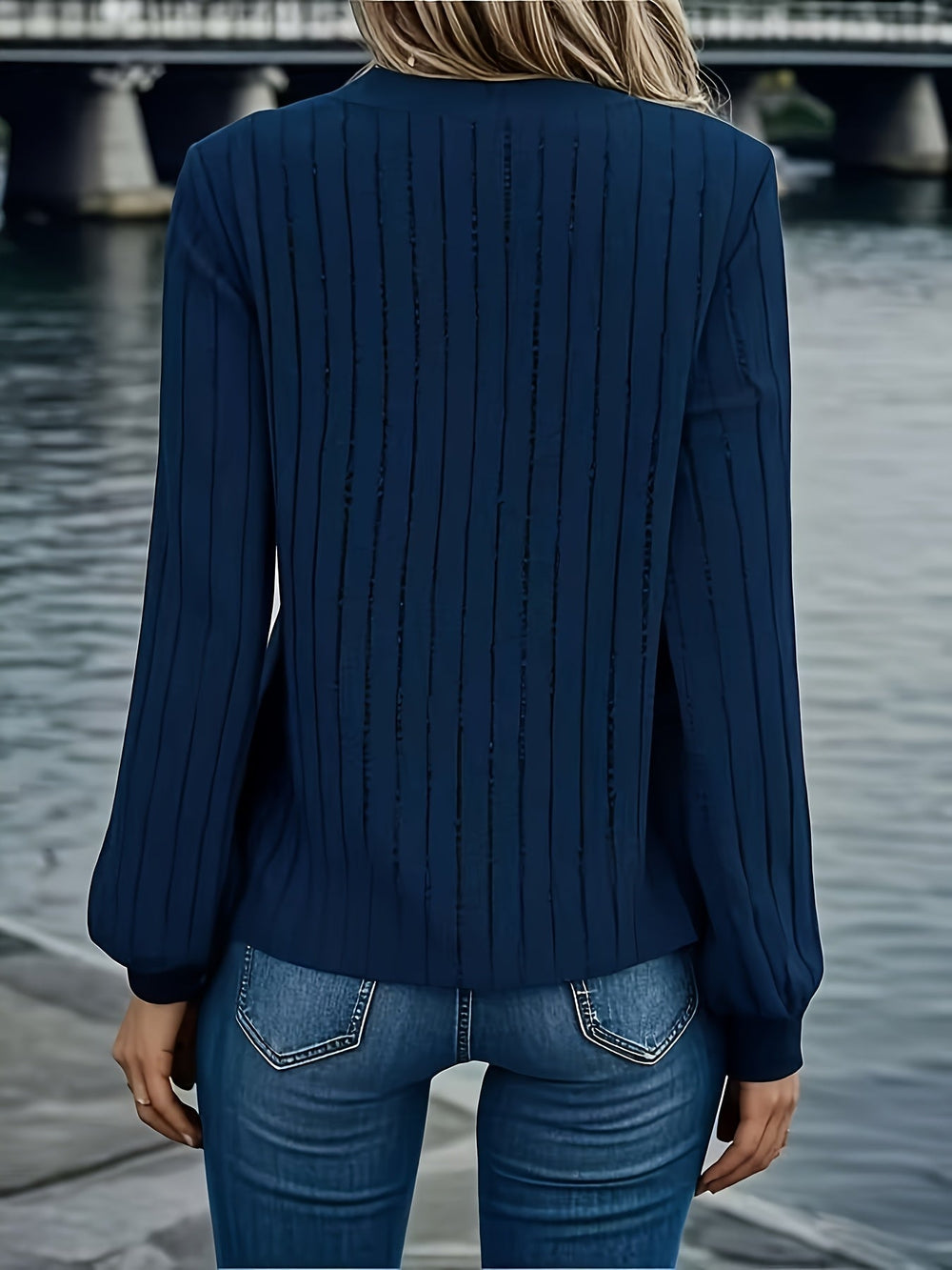 Enhanced Product Title: Joan™ - Stylish Ribbed V-Neck Sweatshirt for Women - Trendy and Comfortable Fashion Top

This optimized title includes relevant keywords while maintaining clarity and appeal for potential customers.