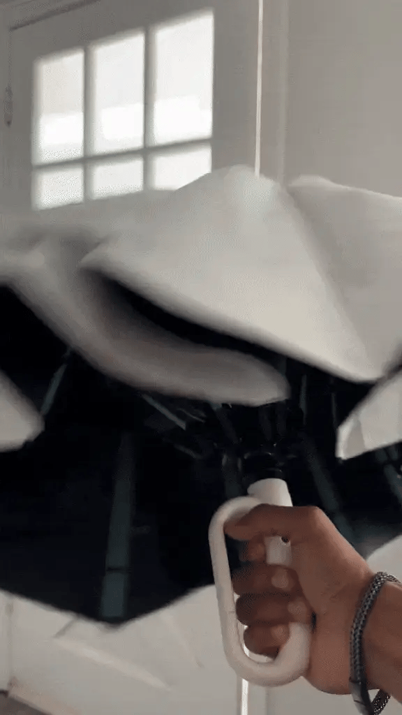 Compact Automatic Folding Windproof Umbrella with Ergonomic Clip Handle - Durable & Lightweight Design
