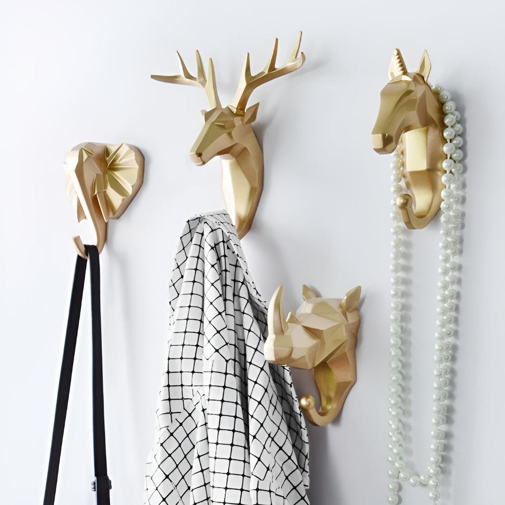 Stylish Animal Head Wall-Mounted Key Holder - Decorative Home Organizer for Keys & Accessories